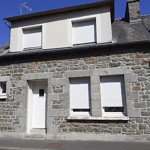 Hébergement de vacances Maison Bretonne Au Centre De La Baie De St-brieuc France